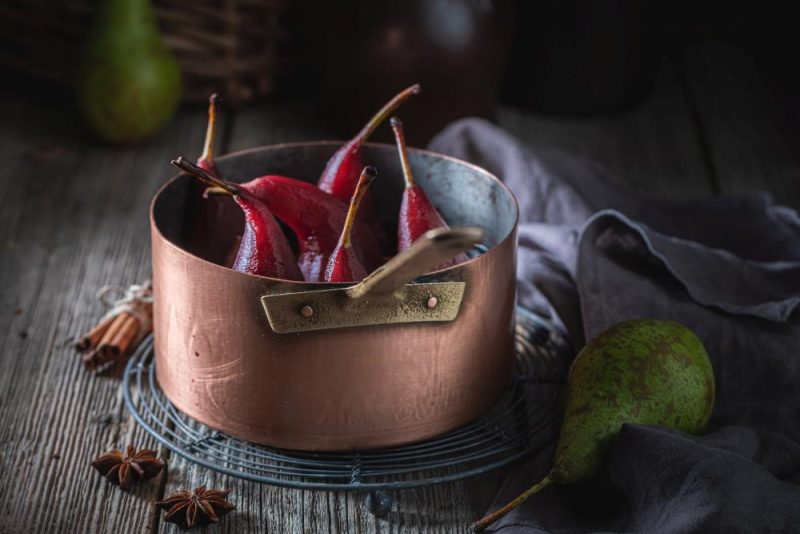 Pere cotte nel vino rosso